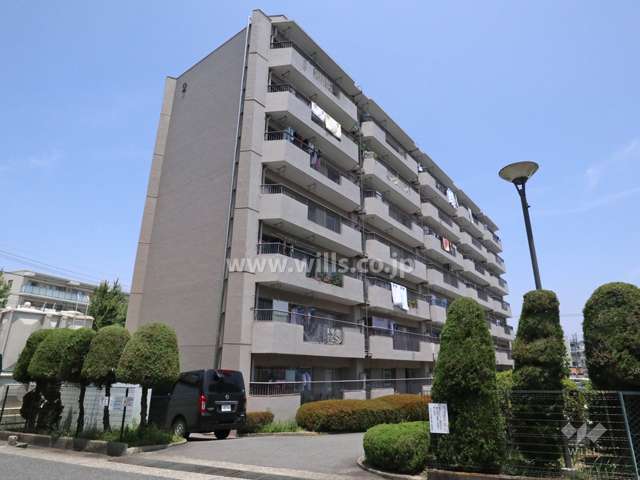 平和が丘住宅2号棟の外観(南西側から)