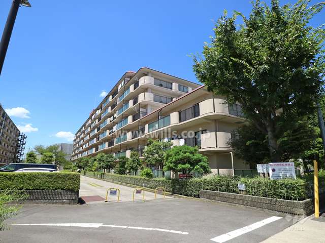 サンマンション千種公園F棟の外観（南東側から）