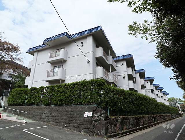 東山元町住宅3棟の外観（南東側から）