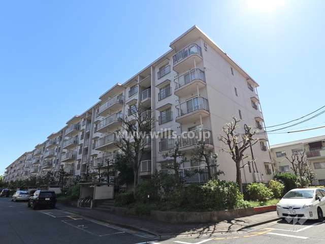 タウン千代田橋5棟の外観（北西側から）