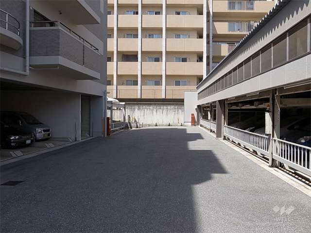 敷地内駐車場