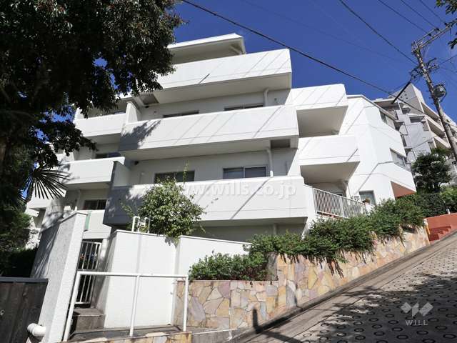 三旺マンション第２東山の外観（南側から）