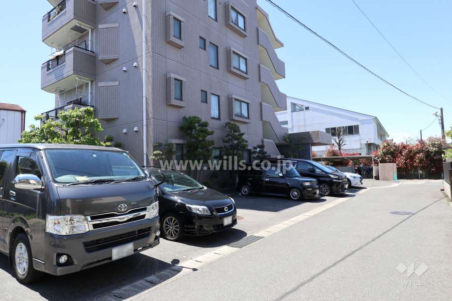 敷地内駐車場（屋外平面式）