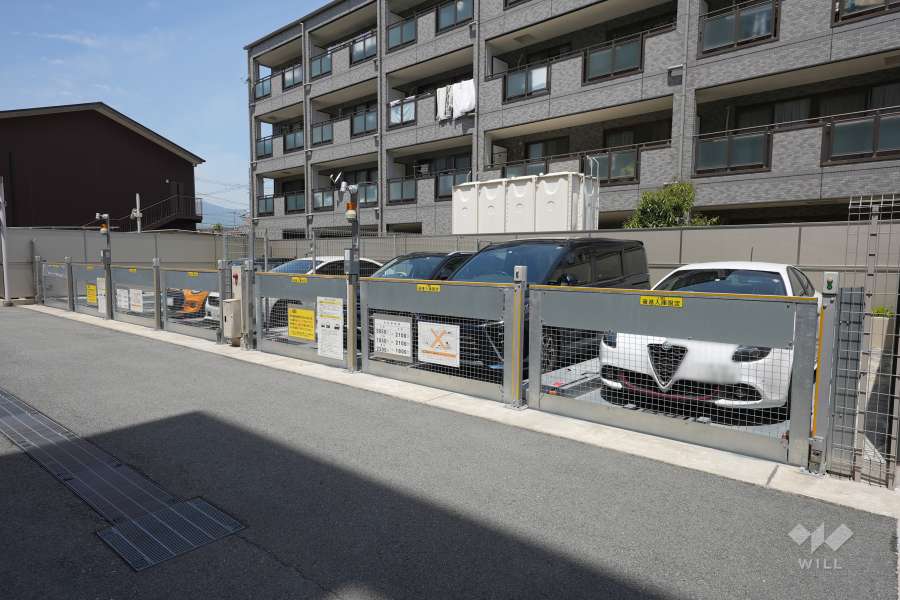 敷地内駐車場（屋外機械式）