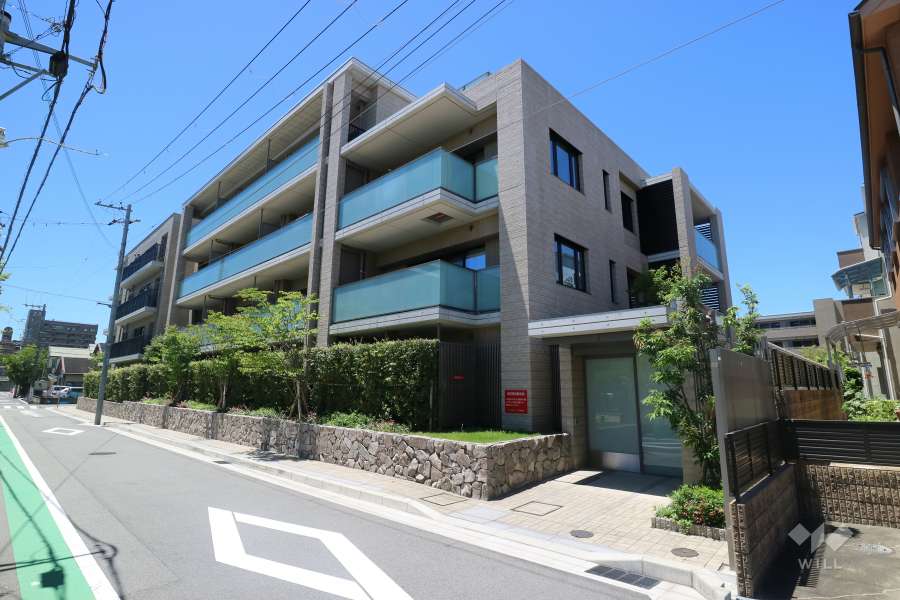 プラウド夙川コートテラスの外観（北東側から）