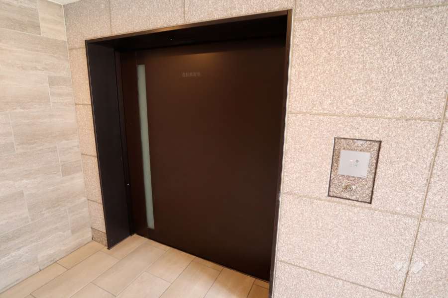 駐輪場の出入口