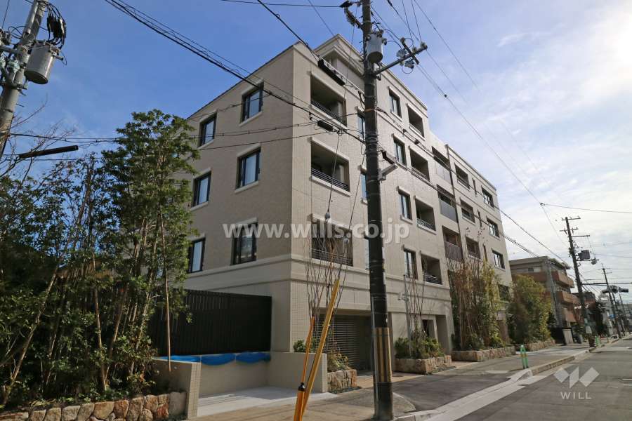 グランドメゾン茨木下中条の外観（北西側から）