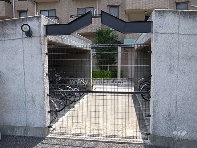 駐輪場（オートロック内にありセキュリティーに配慮されています。）
