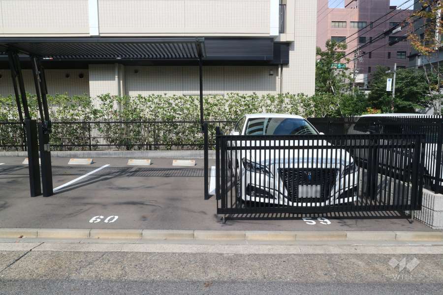 敷地内駐車場（屋外平面式）