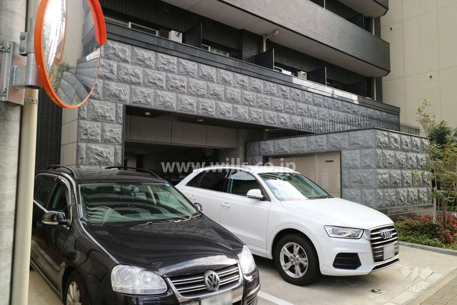 敷地内駐車場（屋外平面式）