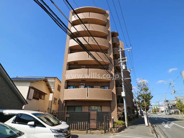 アピエ夕日丘マンションの外観(南側から)