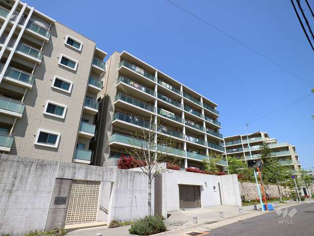 ヴィラス星ヶ丘の森ブライトヴィラの外観(南南東側から)