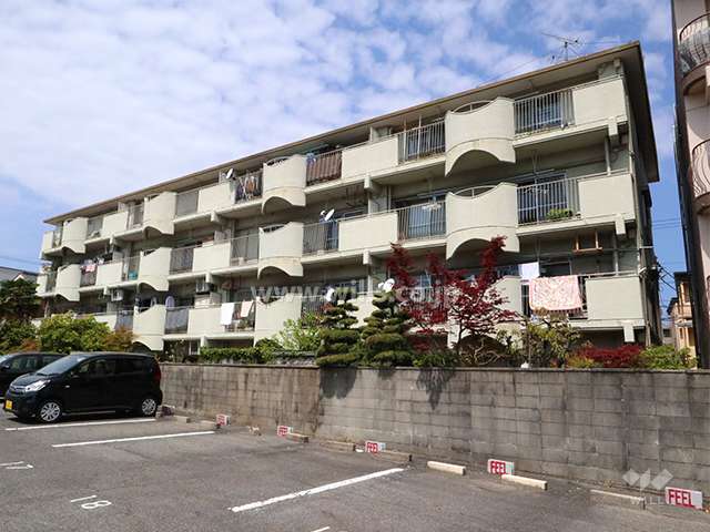 カーサ第四大和の外観(南東側から)