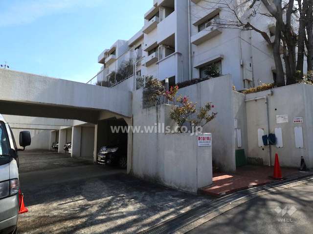 敷地内駐車場（屋外平面式）