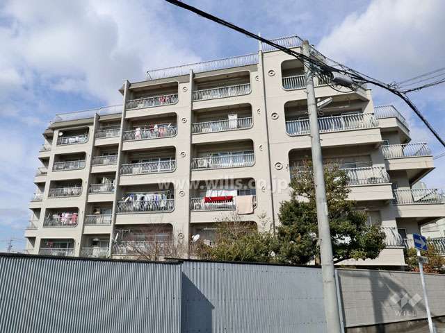 メゾン千種の外観(南側から)