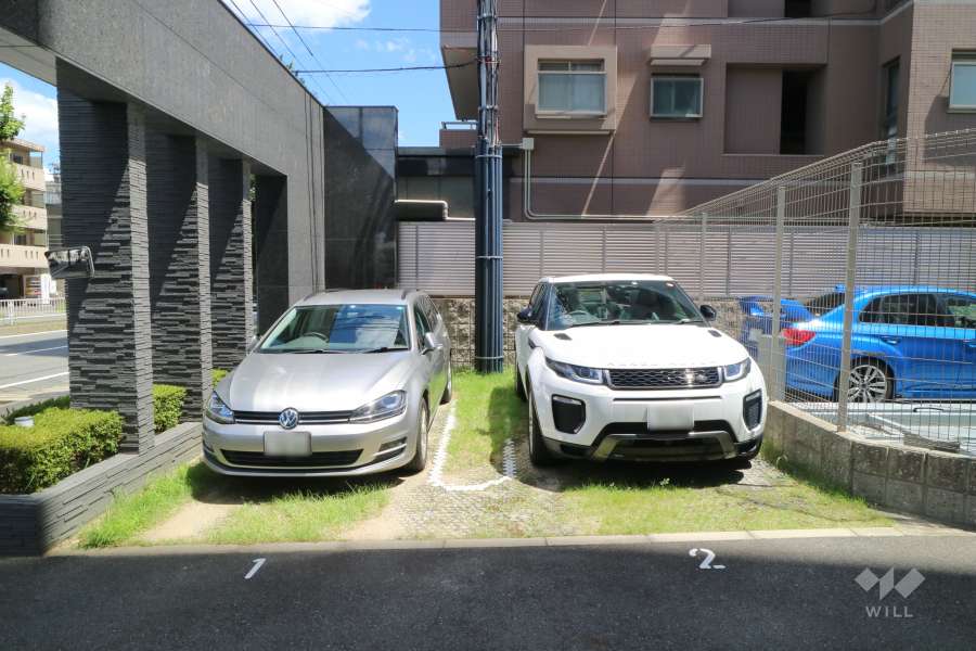 敷地内駐車場（屋外平面式）