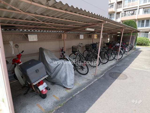 8号棟東駐輪場