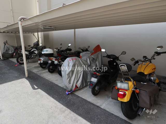 3号棟東バイク置場
