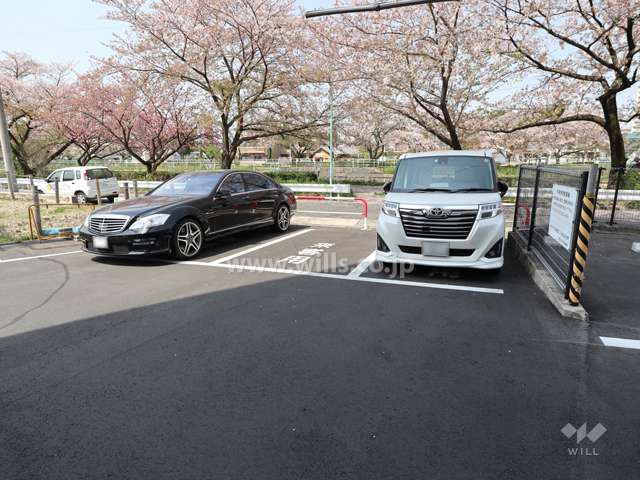 猪子石北住宅北側来客用駐車場