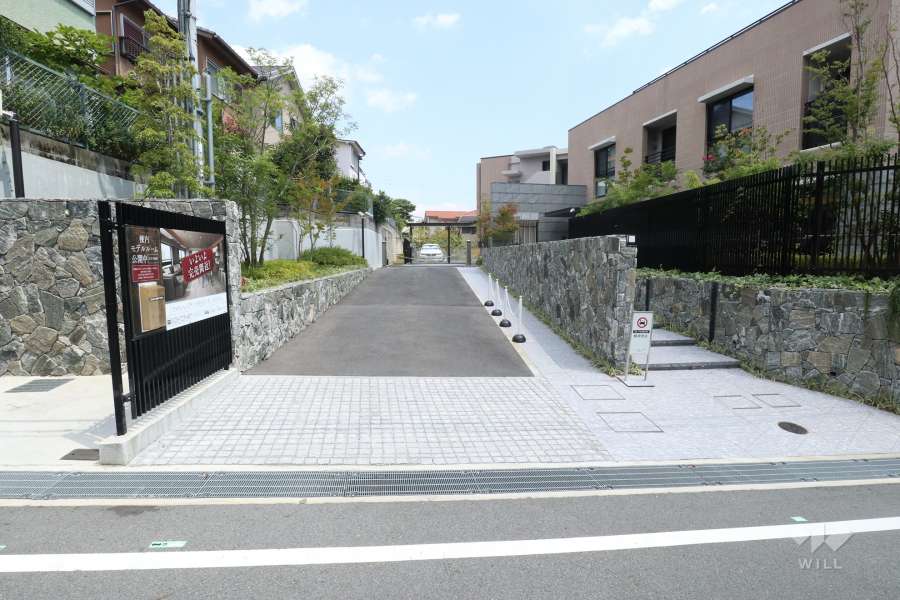 駐車場出入口