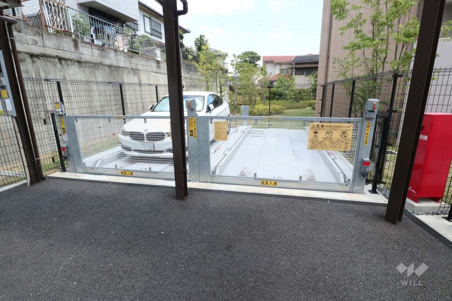 敷地内駐車場（屋外機械式）