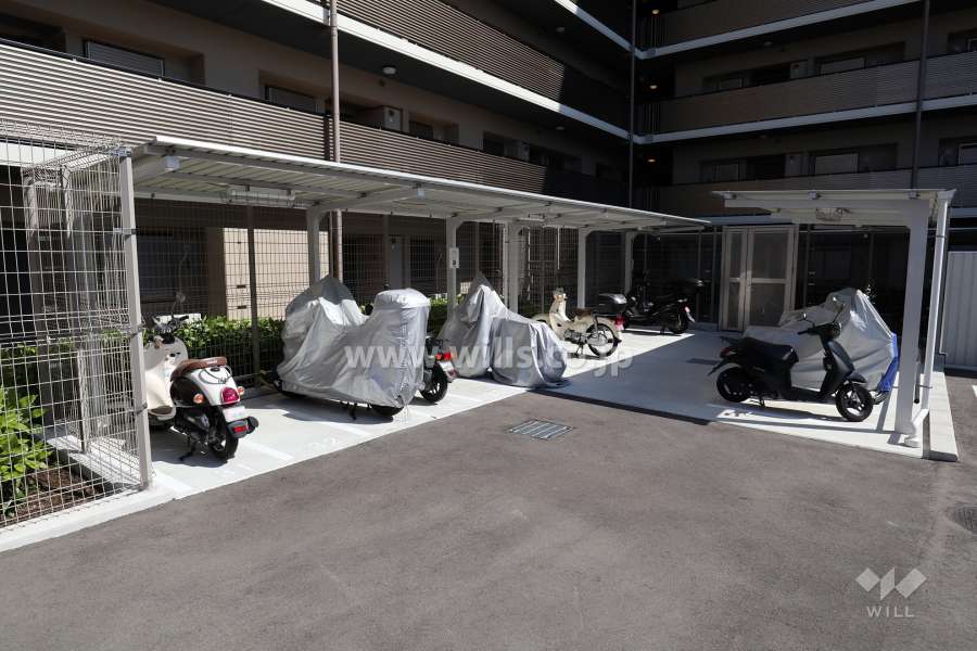 バイク置き場