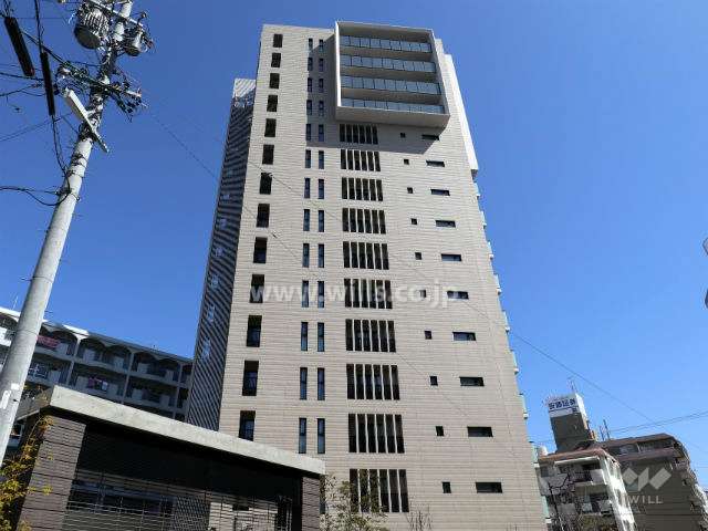 プラウド藤が丘センターマークスの外観（南西側から）