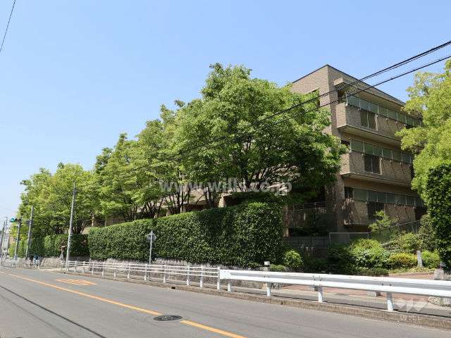 ライオンズセレブ富士見台の外観(南東側から)