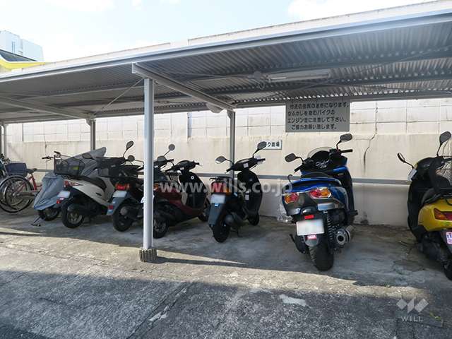 バイク置き場