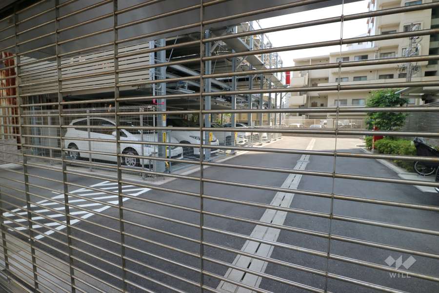 駐車場の出入口