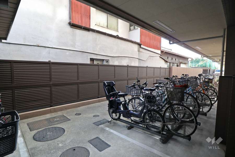 屋内に設けられた駐輪場