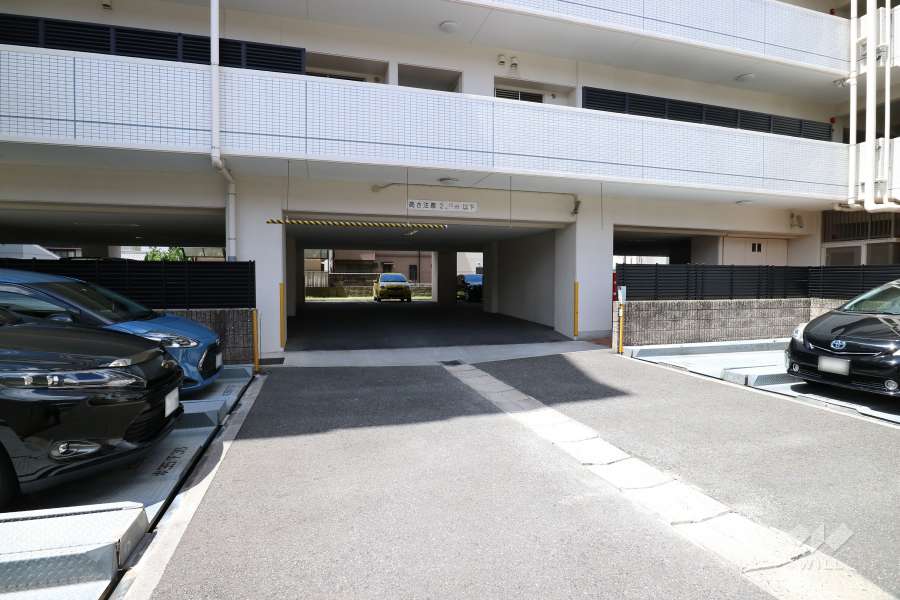 敷地内駐車場(屋外機械式、屋外平面式)