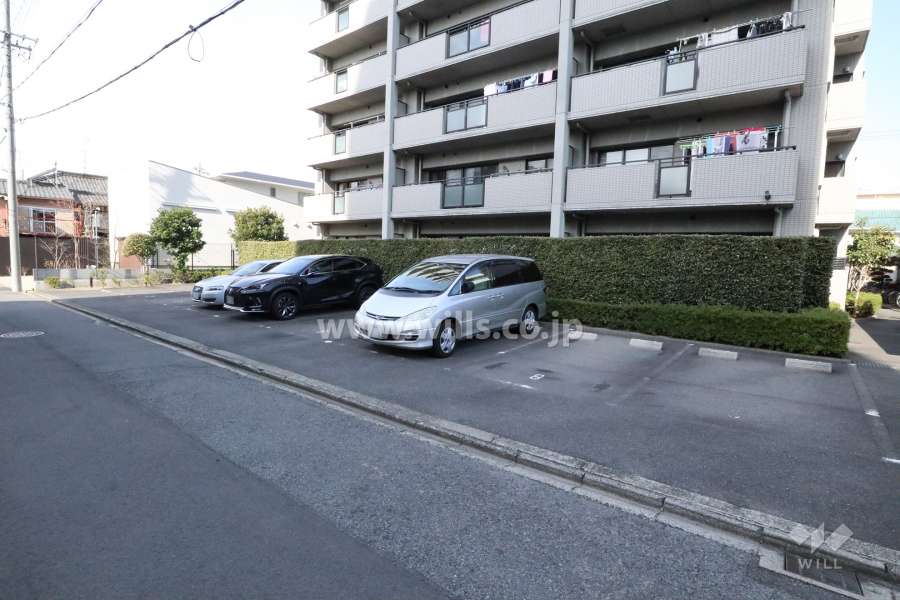 敷地内駐車場（屋外平面式）