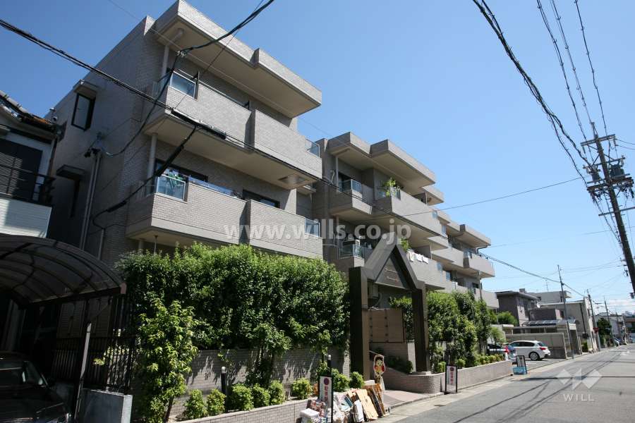グランドメゾン元宮町の外観(南西側から)
