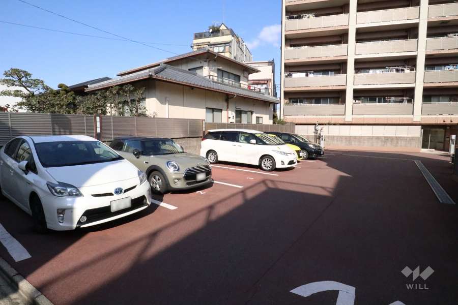 敷地内駐車場（屋外平面式）