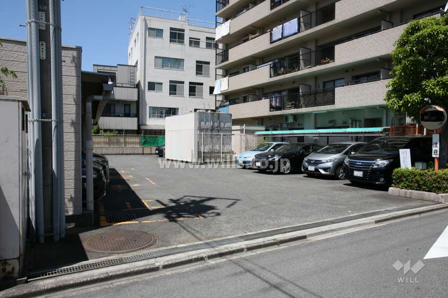 敷地内駐車場(屋外平面式)