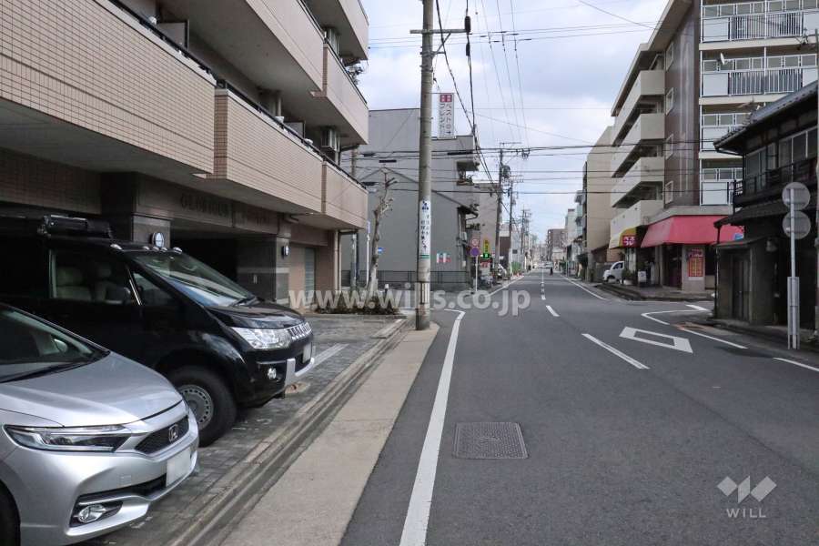 敷地南側前面道路