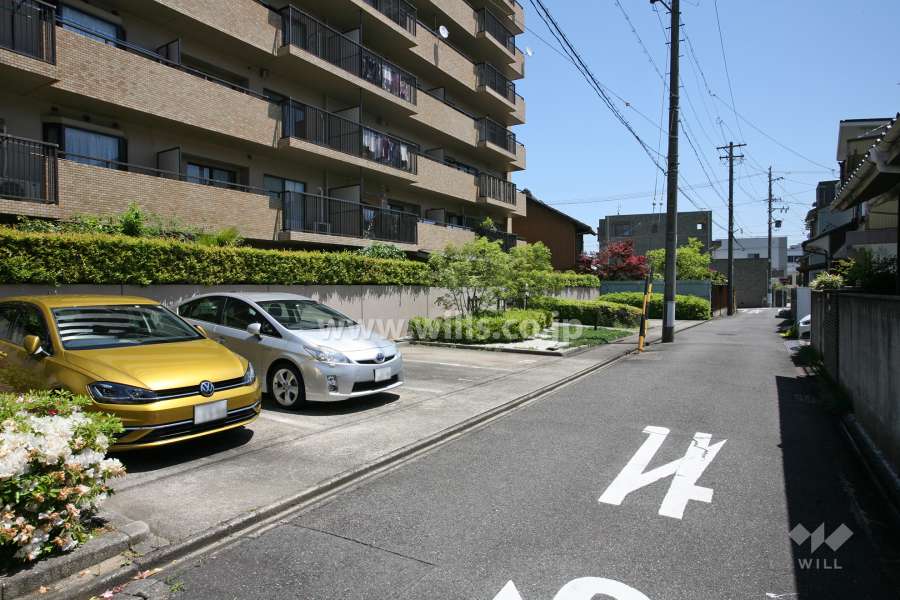敷地内駐車場(屋外平面式)