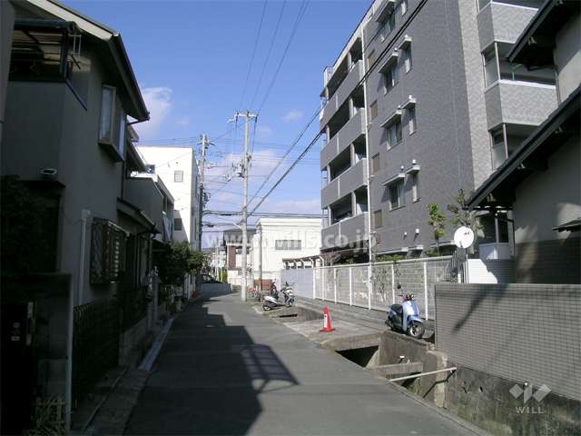 敷地西側の道路