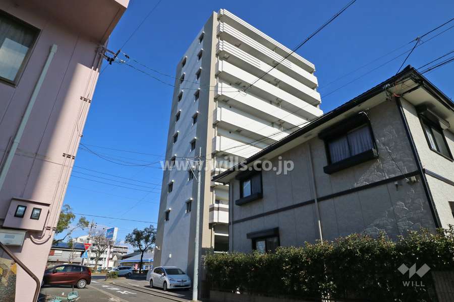 プレミアシティ御器所の外観(南西側から)