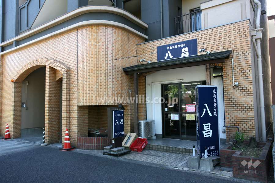 棟内1階の店舗部分