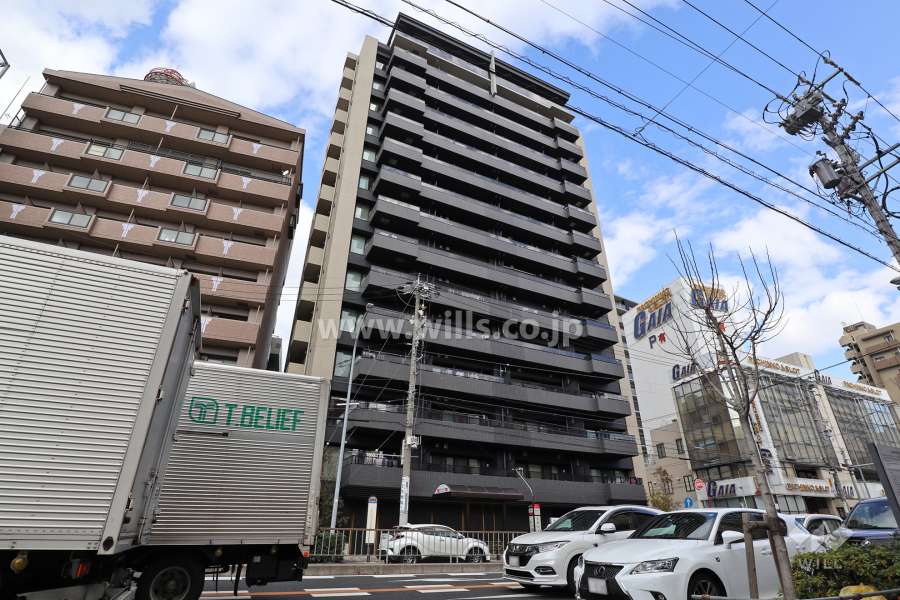 ローレルコート御器所駅前の外観(南西側から)