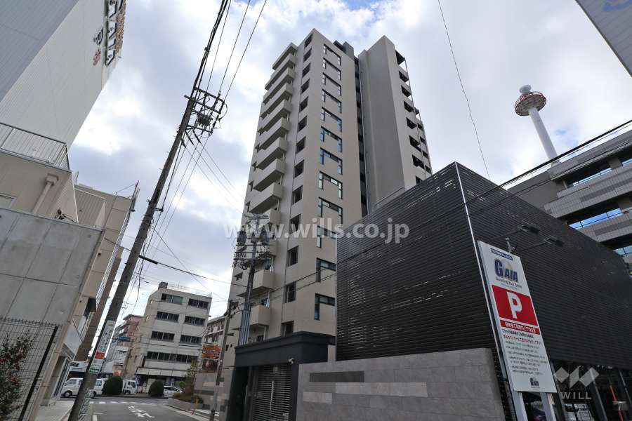 ローレルコート御器所駅前の外観(北東側から)