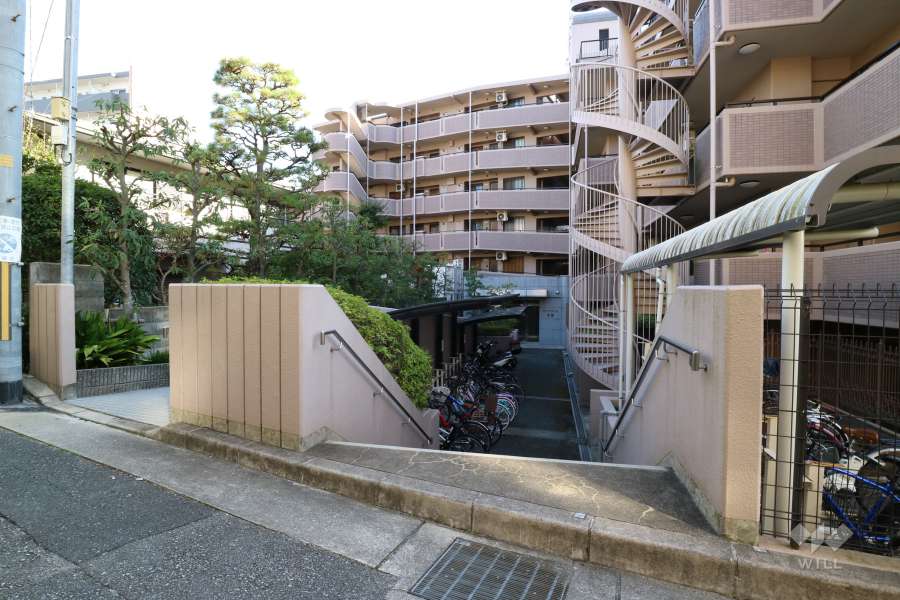 エントランスアプローチ