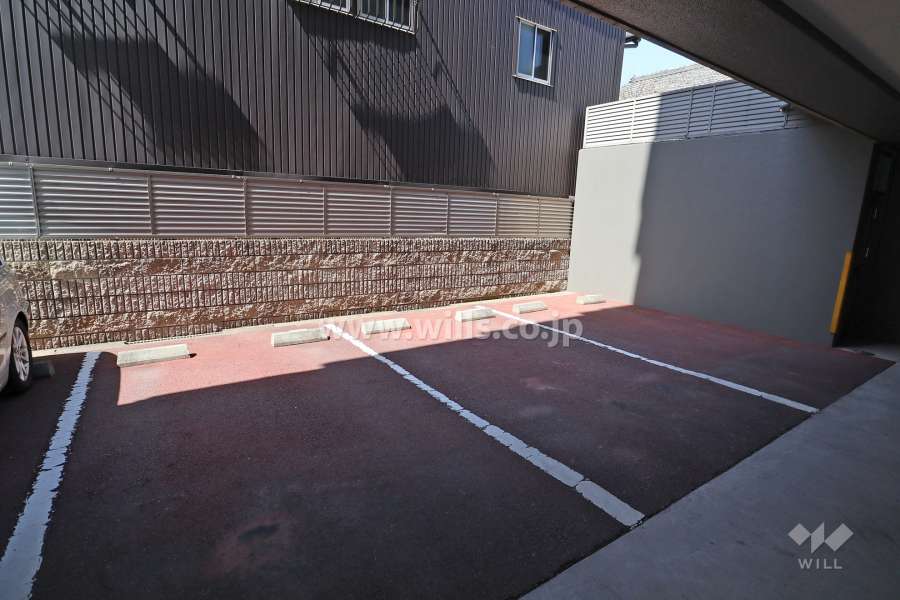 敷地内駐車場（屋外平面式）