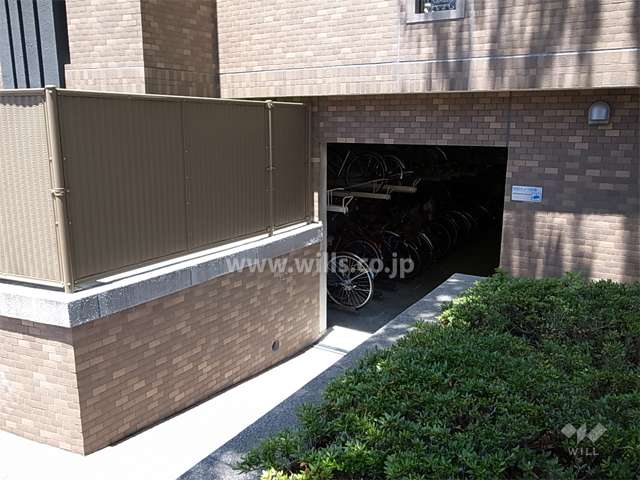 屋内にある駐輪場