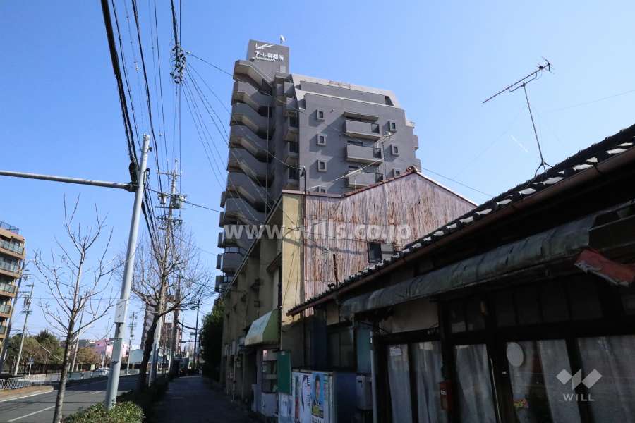 サンマンションアトレ御器所の外観（西側から）