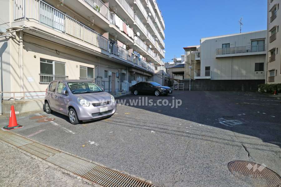 敷地内駐車場（屋外平面式）