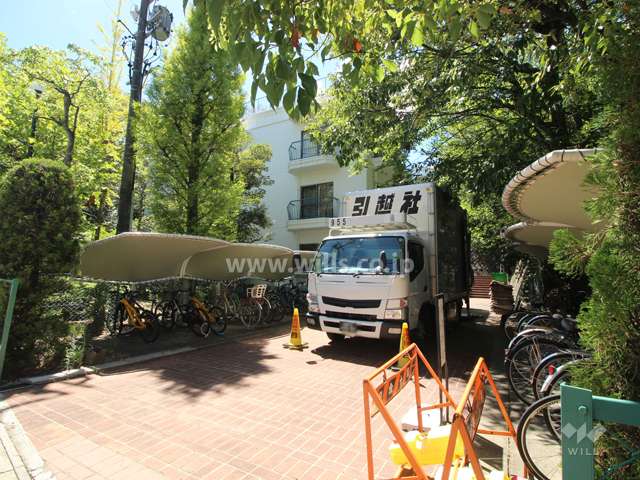 エントランスアプローチ