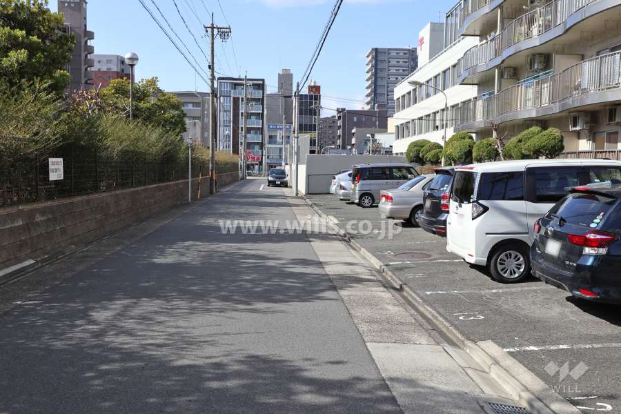 敷地南側前面道路